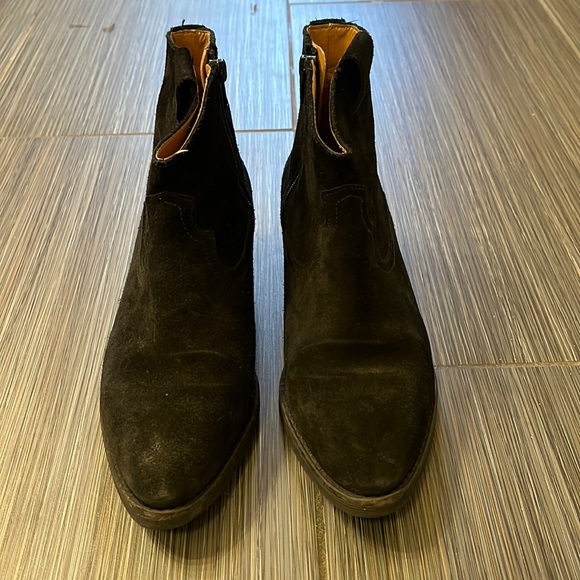 steve madden boots - Picture 1 of 3